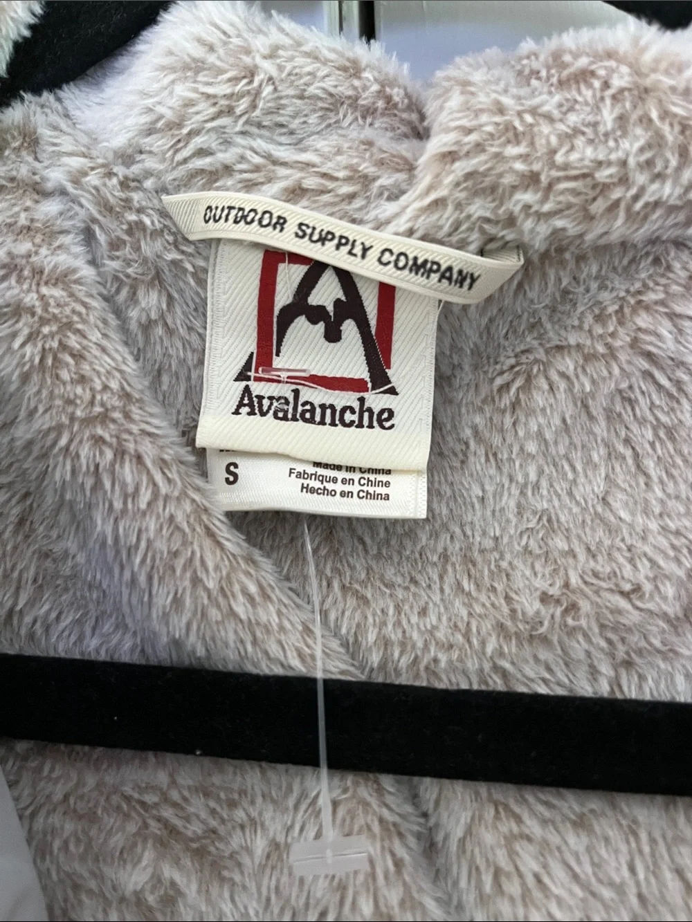 Avalanche light gray